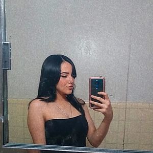 Meet your Posher, Jaqueline